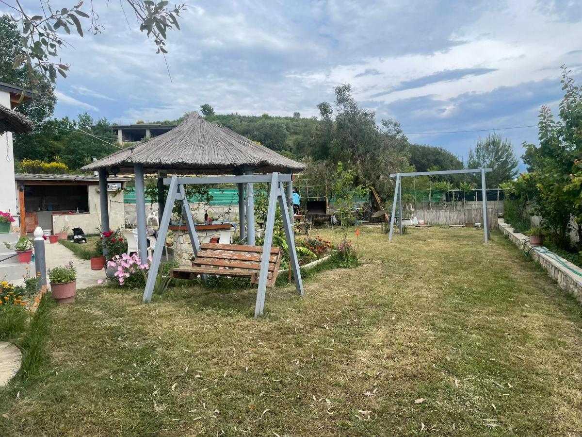Hotel Vila Andi Zvernec Екстер'єр фото