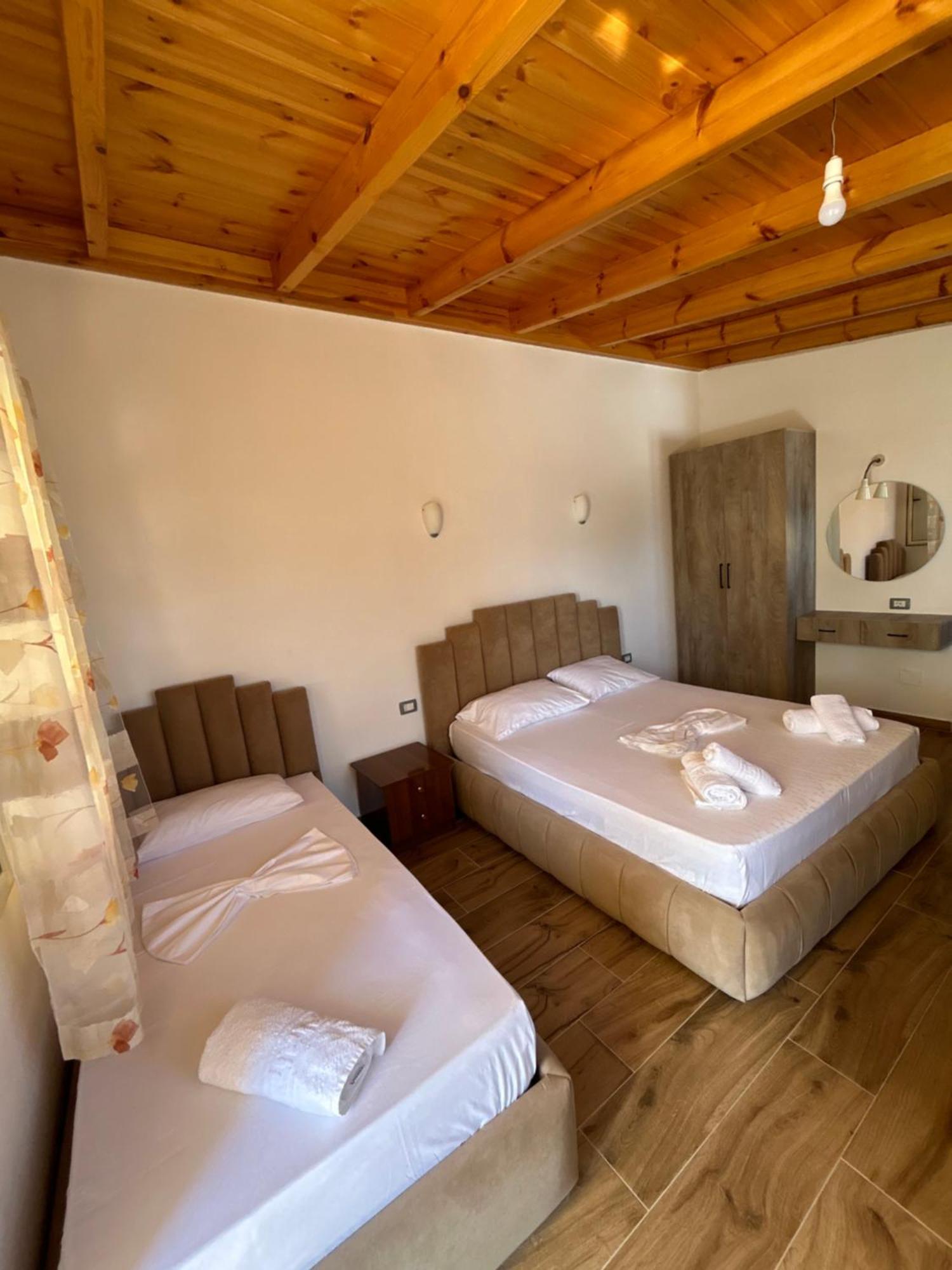 Hotel Vila Andi Zvernec Екстер'єр фото